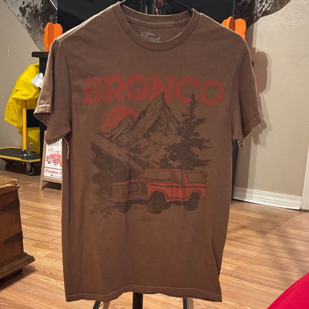 Ford Men's Brown Bronco Graphic Tee